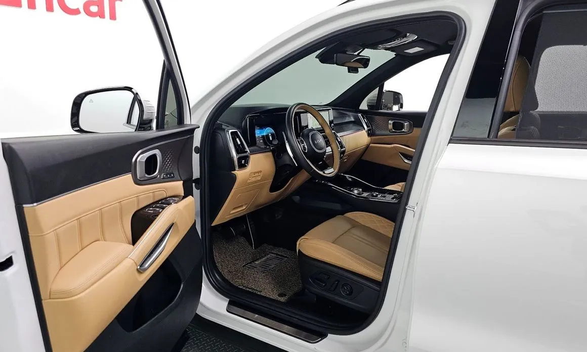 Kia Sorento — фото 8
