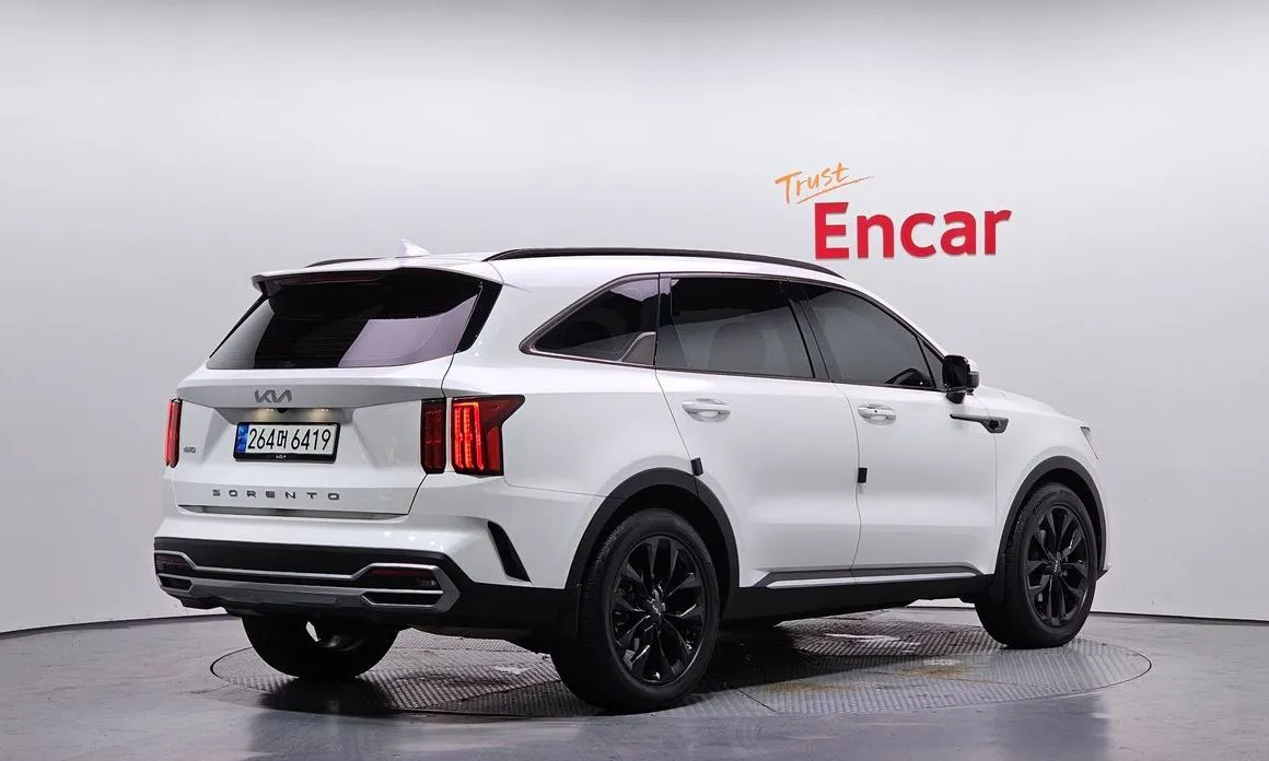 Kia Sorento — фото 4