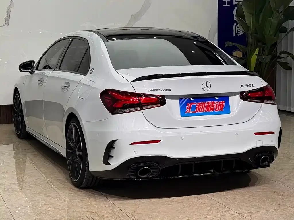 Mercedes-Benz A-Class AMG — фото 3