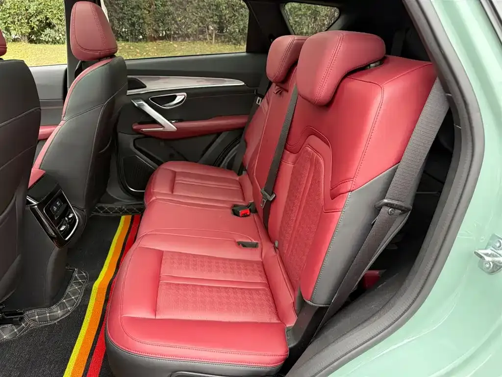 Jetour X70 C-DM — фото 3