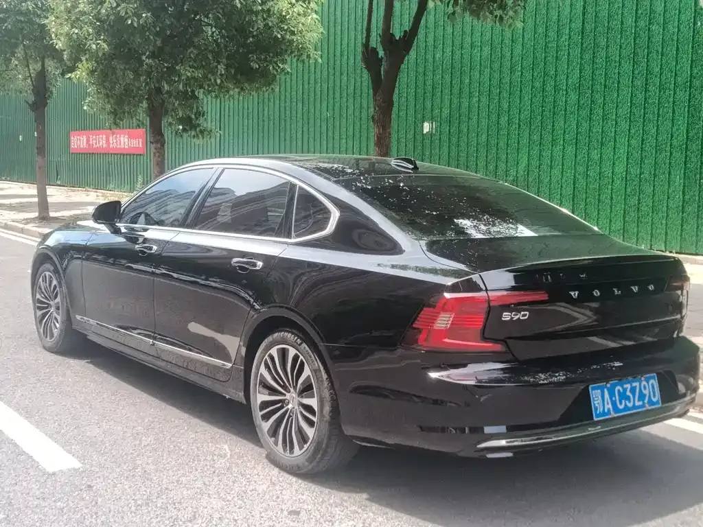Volvo S90 — фото 6