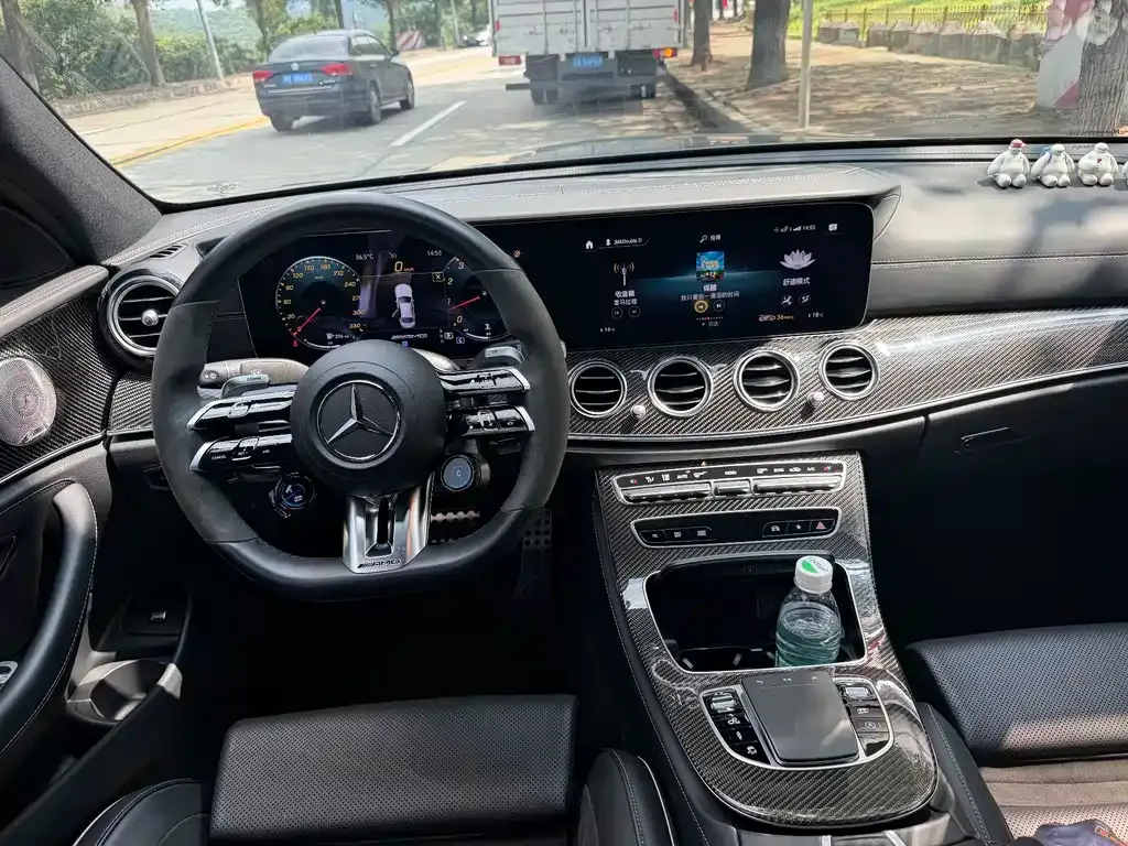 Mercedes-Benz E-Class AMG — фото 4