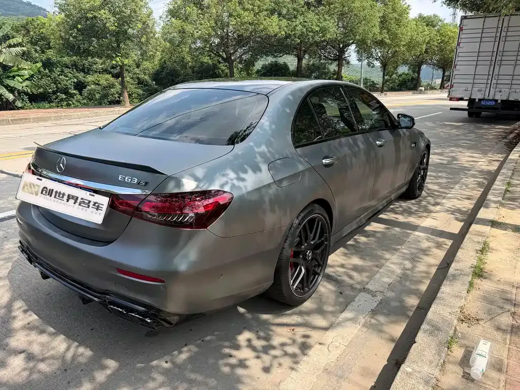 Mercedes-Benz E-Class AMG — фото 5