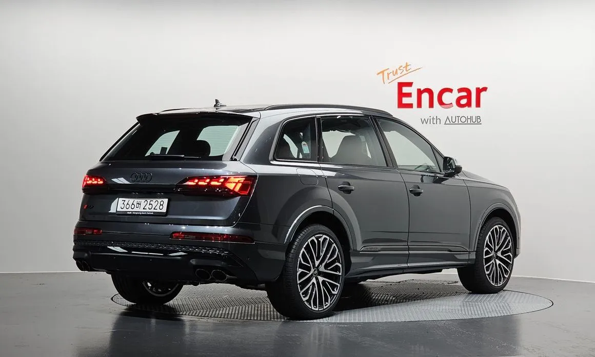 Audi SQ7 — фото 2