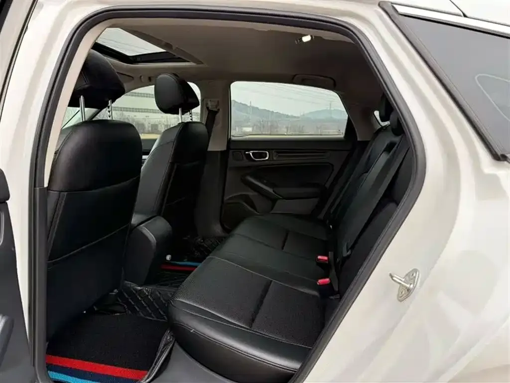 Honda Civic — фото 4