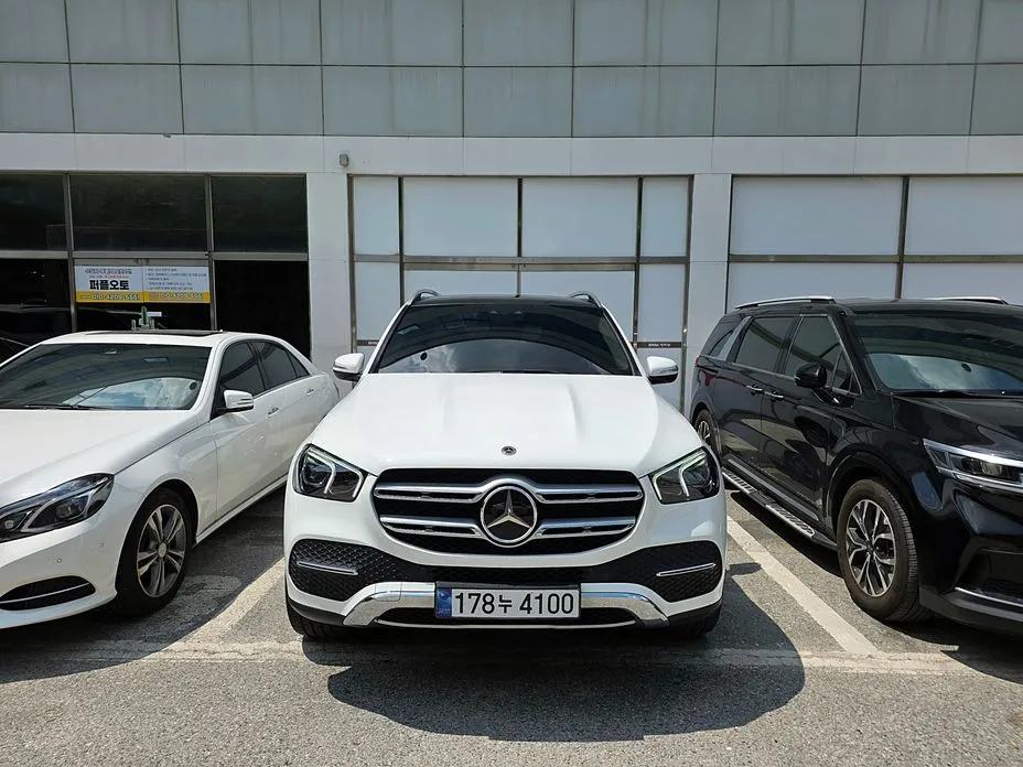Mercedes-Benz GLE-Class — фото 10