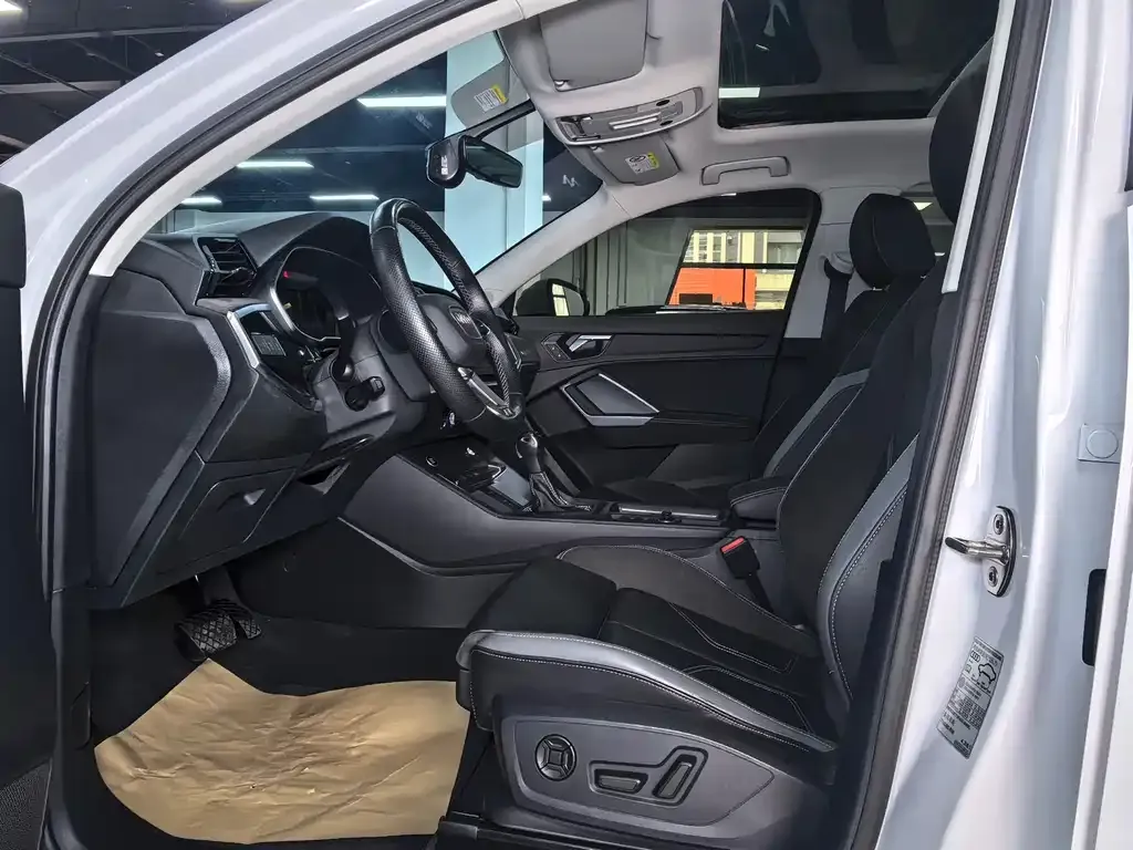 Audi Q3 Sportback — фото 5