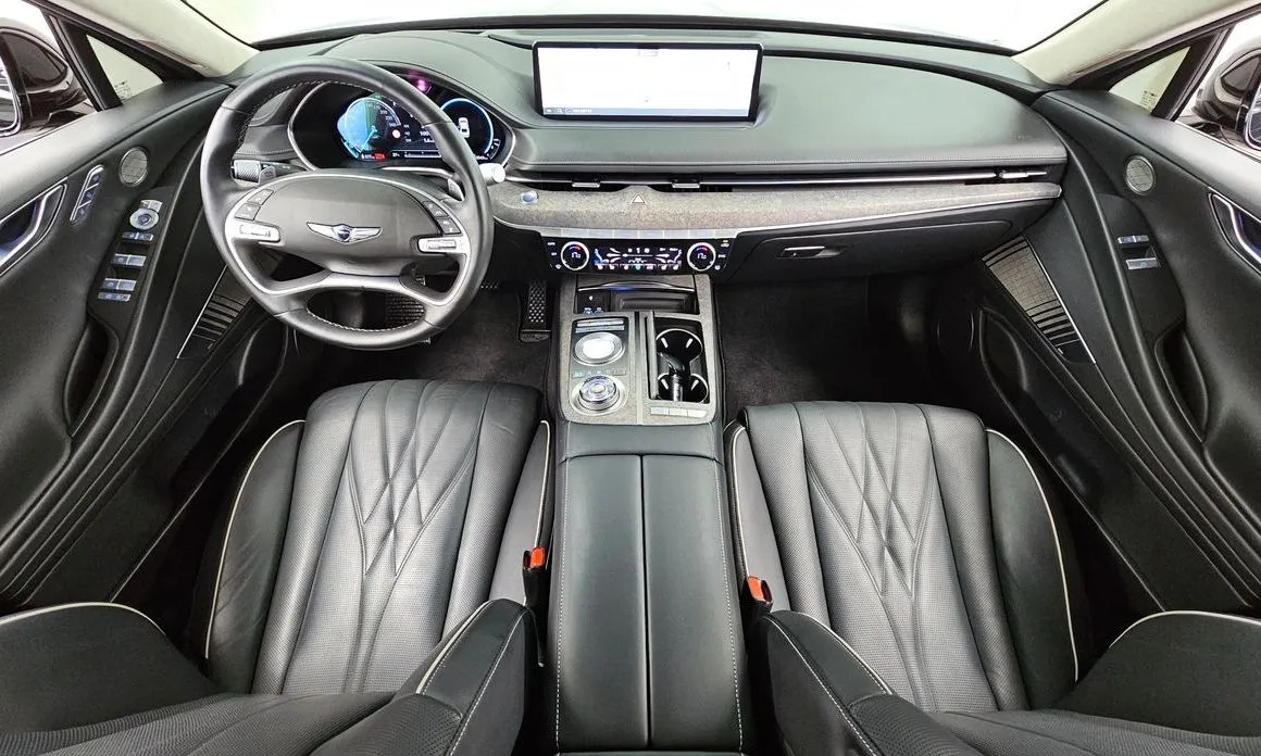 Genesis G80 — фото 9