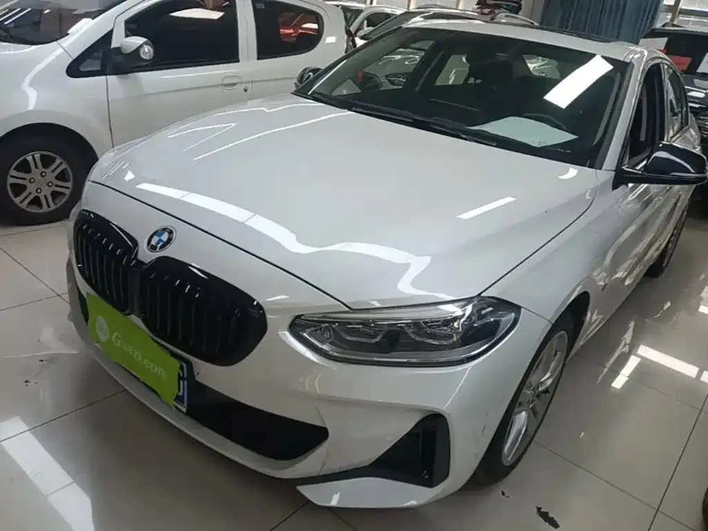 BMW 1 Series — фото 1