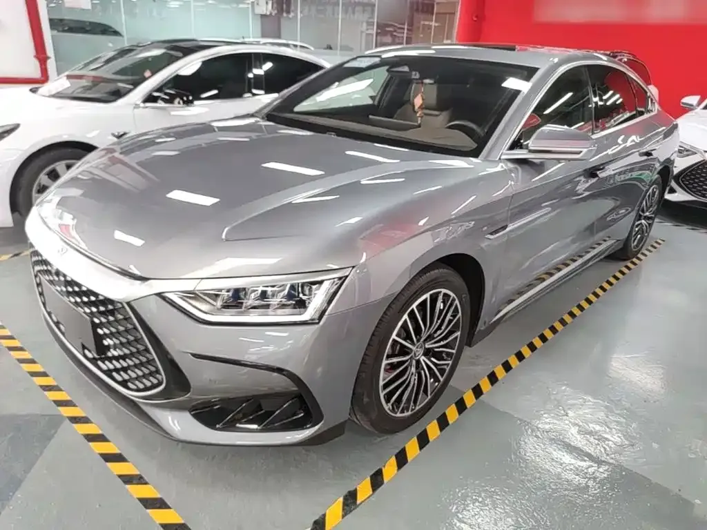 BYD Han — фото 1