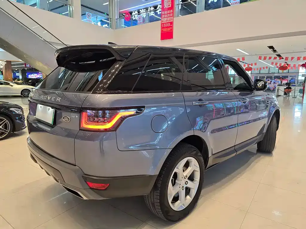 Land Rover Sport PHEV — фото 6
