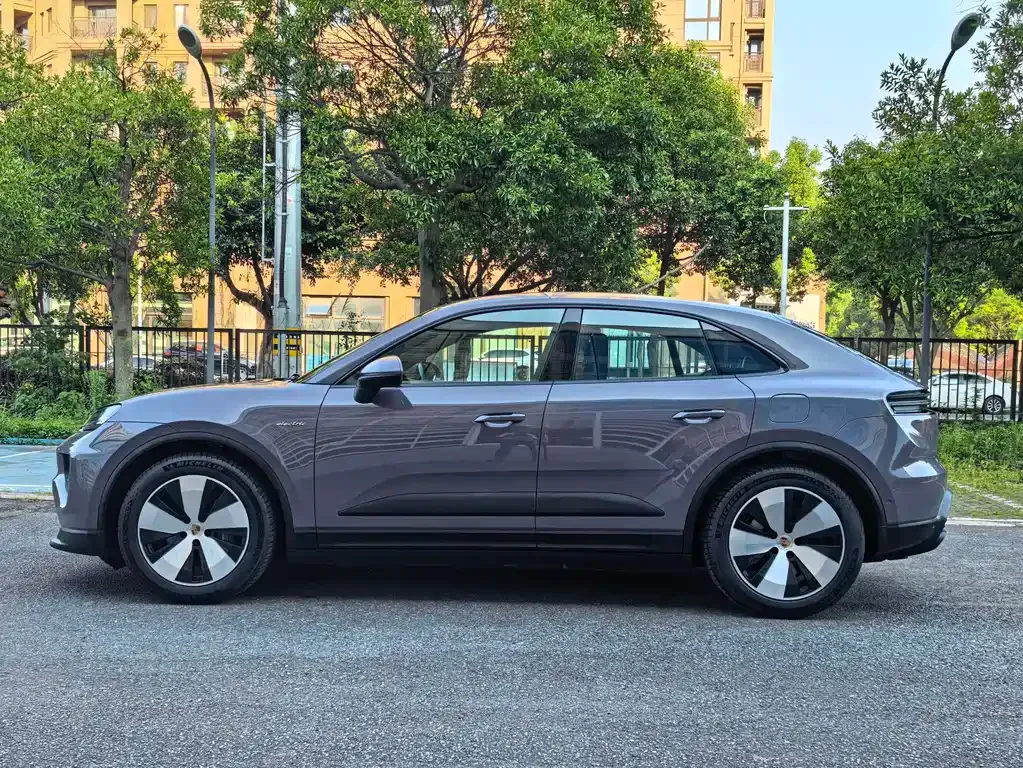 Porsche Macan EV — фото 9