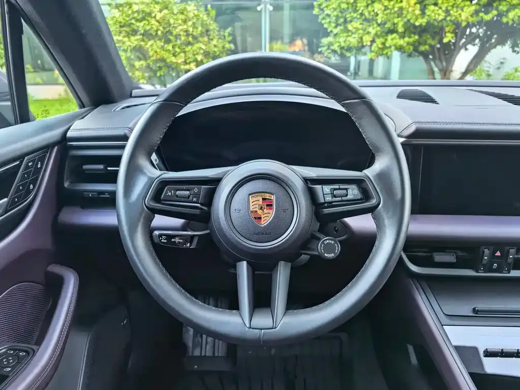 Porsche Macan EV — фото 7