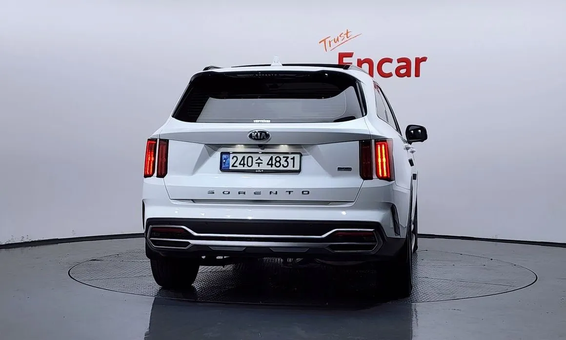 Kia Sorento — фото 2