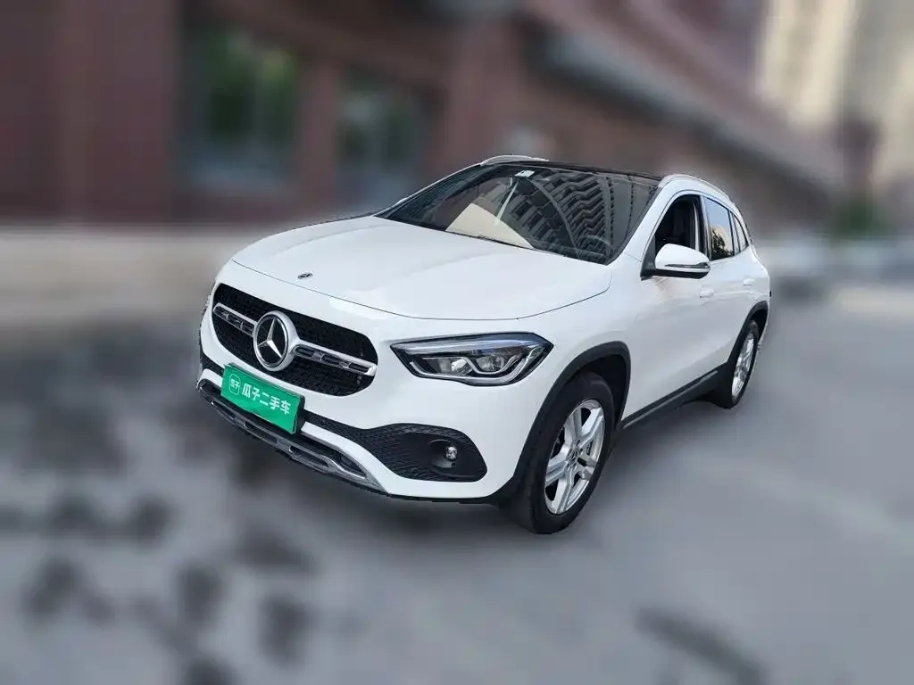 Mercedes-Benz GLA — фото 9