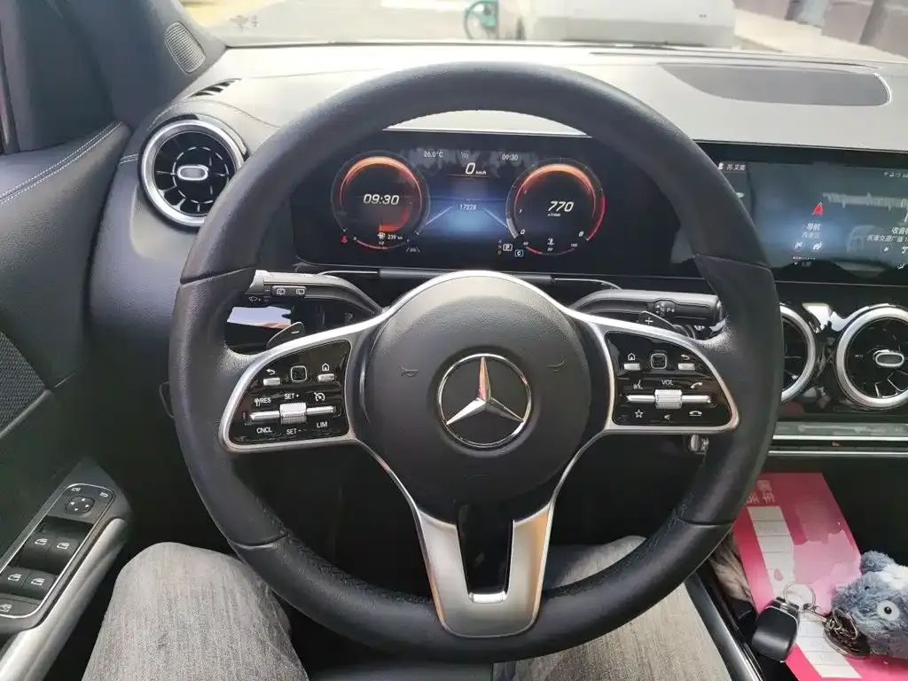 Mercedes-Benz GLA — фото 6