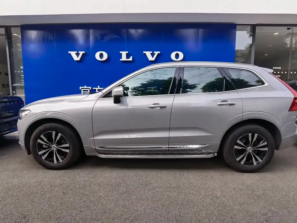 Volvo XC60 — фото 3
