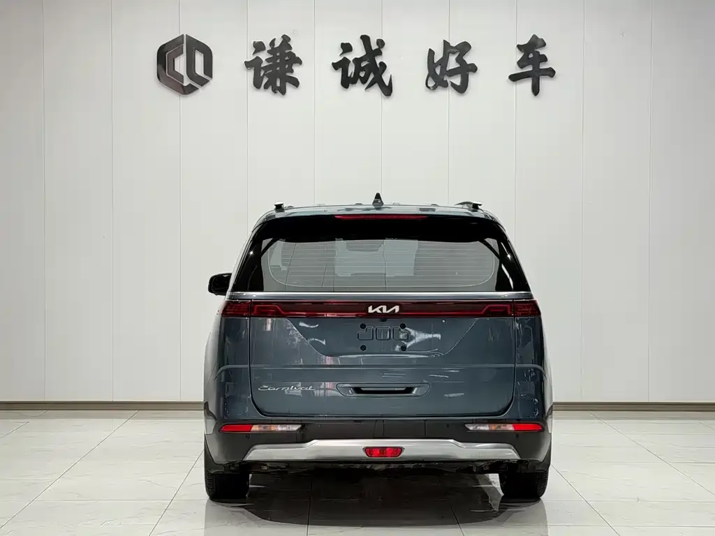 Kia Carnival — фото 2