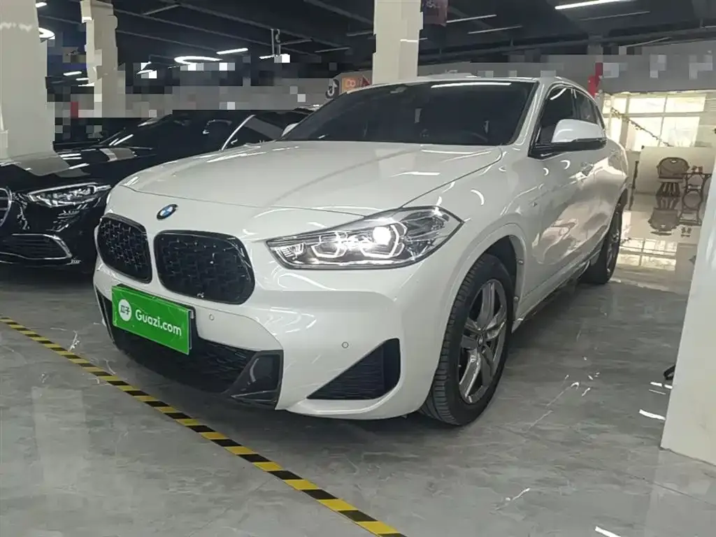 BMW X2 — фото 1