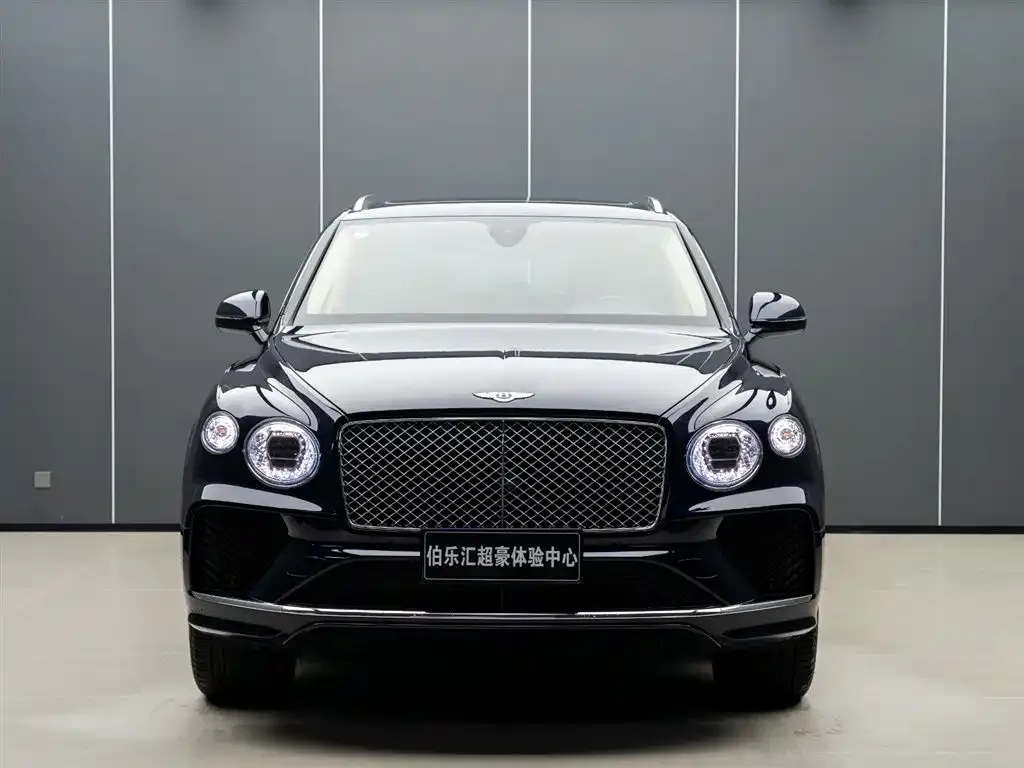 Bentley Bentayga — фото 9