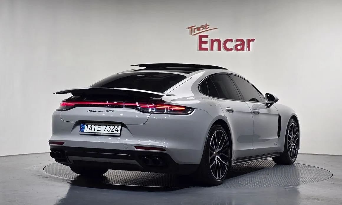 Porsche Panamera — фото 2
