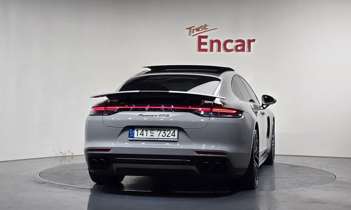 Porsche Panamera — фото 5