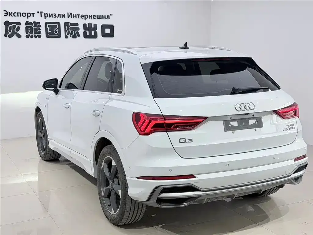 Audi Q3 — фото 5