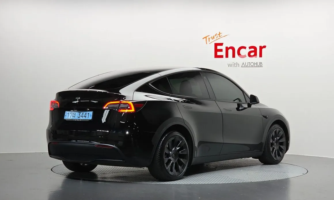 Tesla Model Y — фото 3