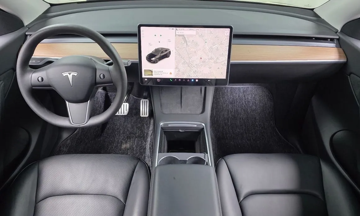 Tesla Model Y — фото 7