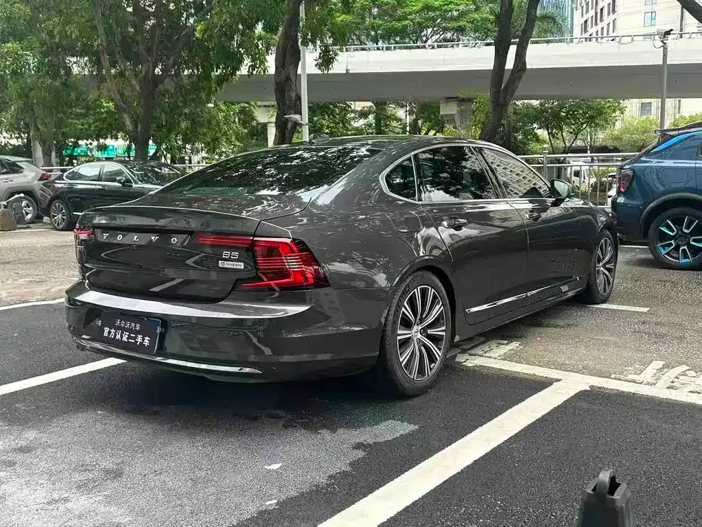 Volvo S90 — фото 8