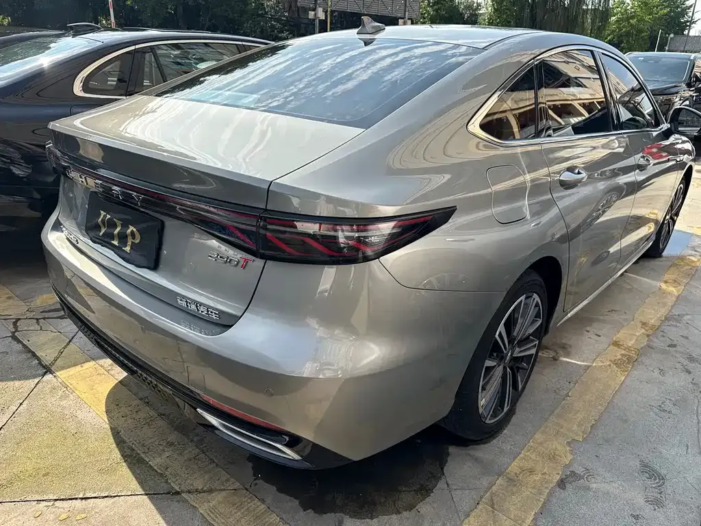 Chery Arrizo 8 PRO — фото 7