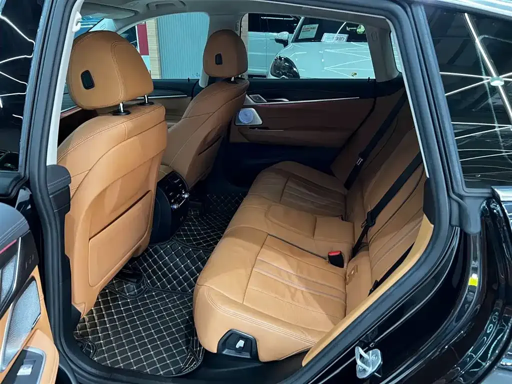 BMW 6 Series GT — фото 2