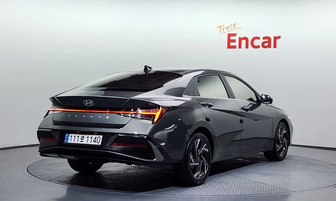 Hyundai AVANTE — фото 2