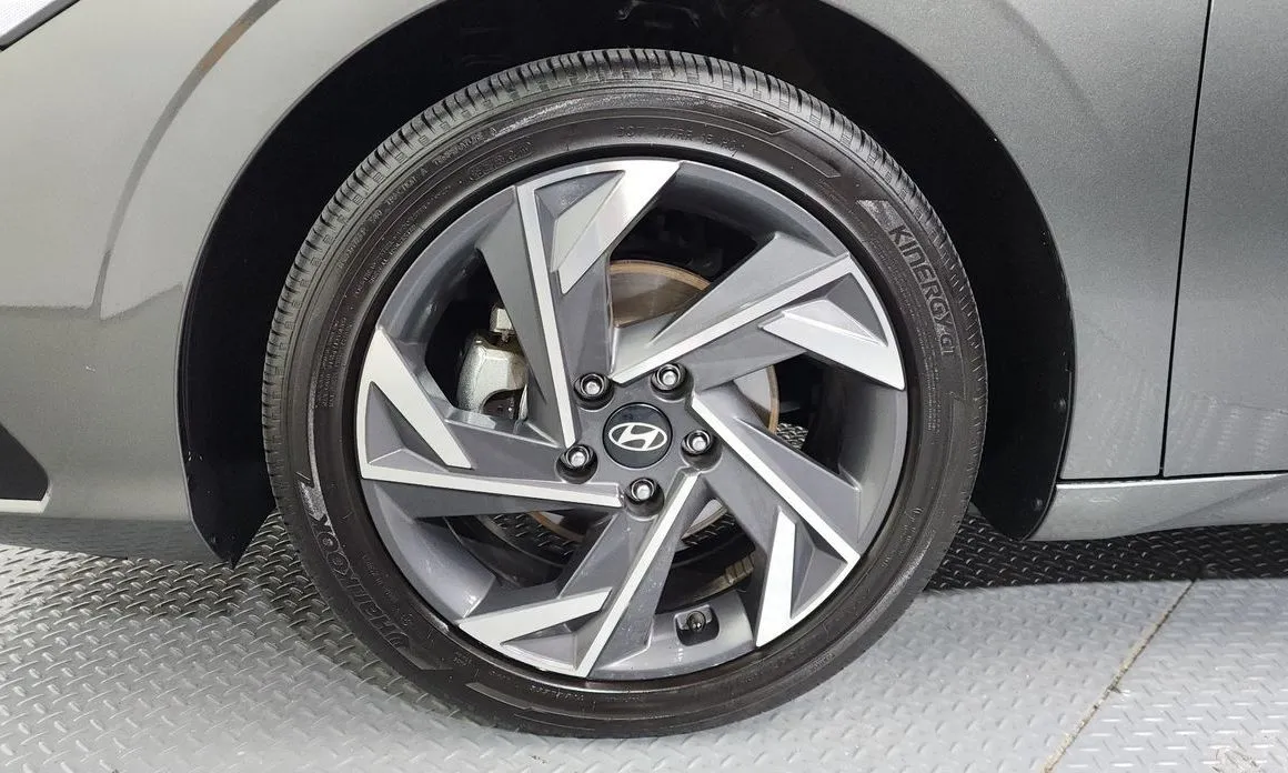 Hyundai AVANTE — фото 6