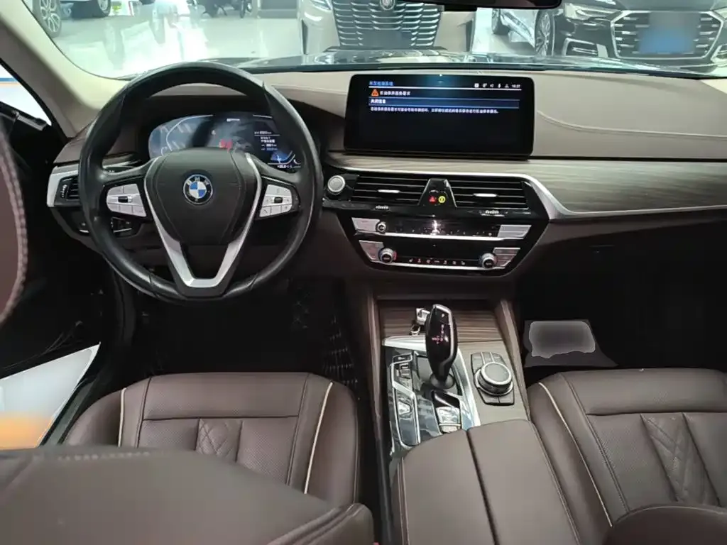 BMW 5 Series New Energy — фото 3