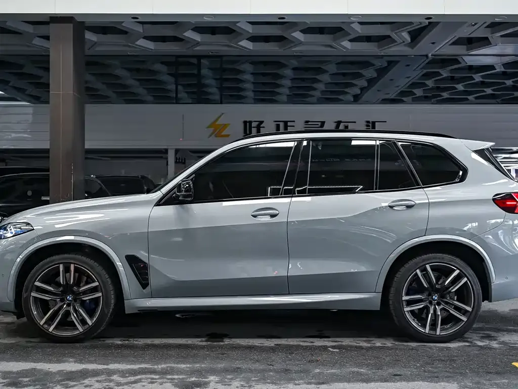 BMW X5 M — фото 7