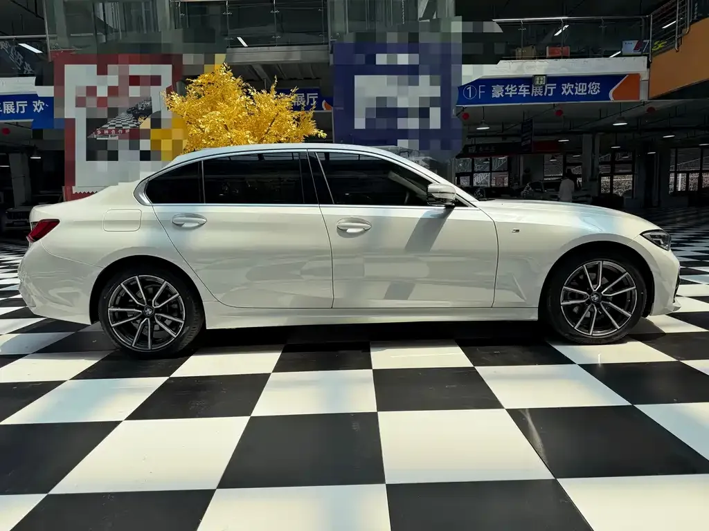 BMW 3 Series — фото 10