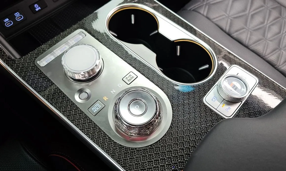 Genesis GV80 — фото 10