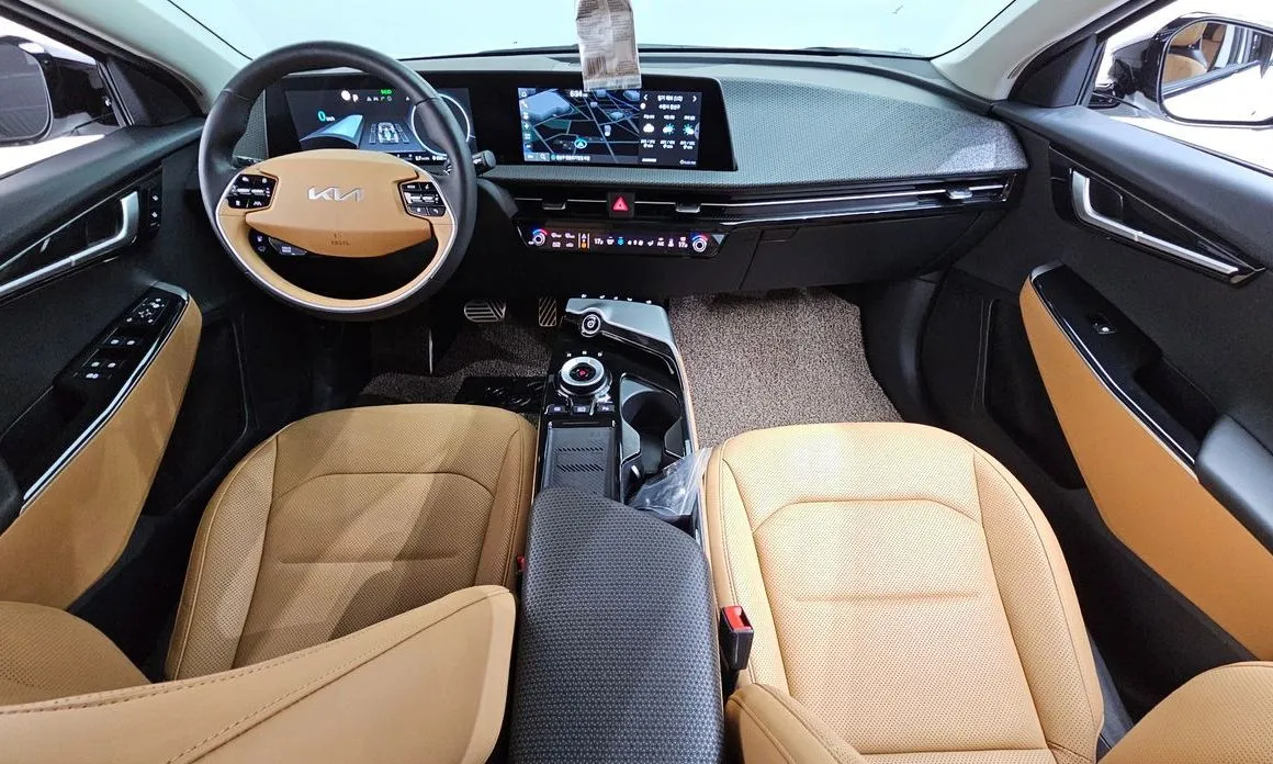 Kia EV6 — фото 10