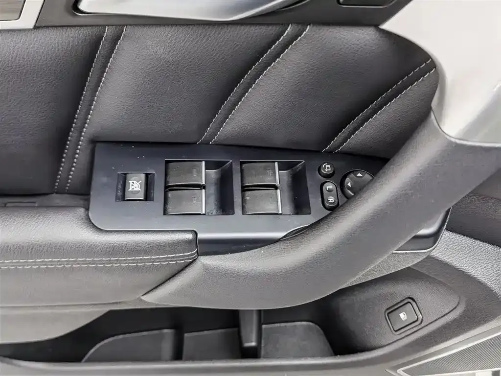 Haval H9 — фото 9