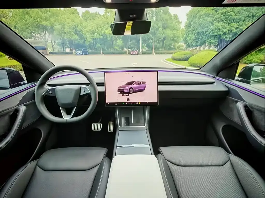 Tesla Model Y L — фото 3