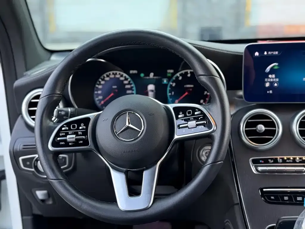 Mercedes-Benz GLC Coupe — фото 9