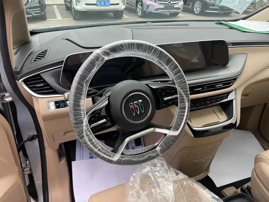 Buick GL8 Hybrid — фото 6