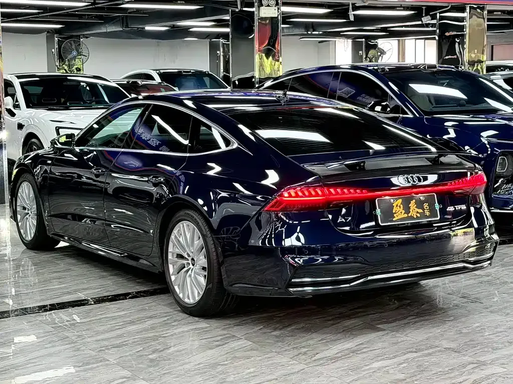 Audi A7 — фото 3