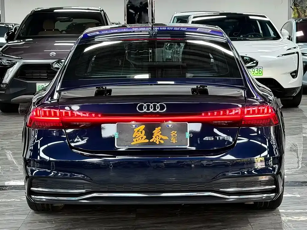 Audi A7 — фото 9