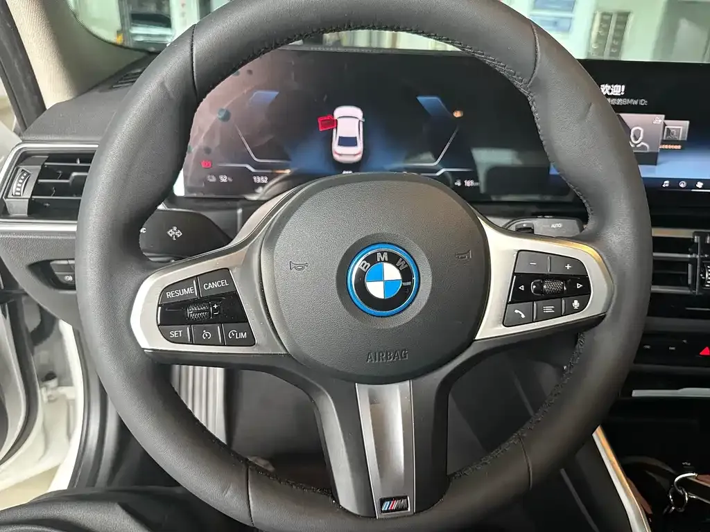 BMW i3 — фото 10