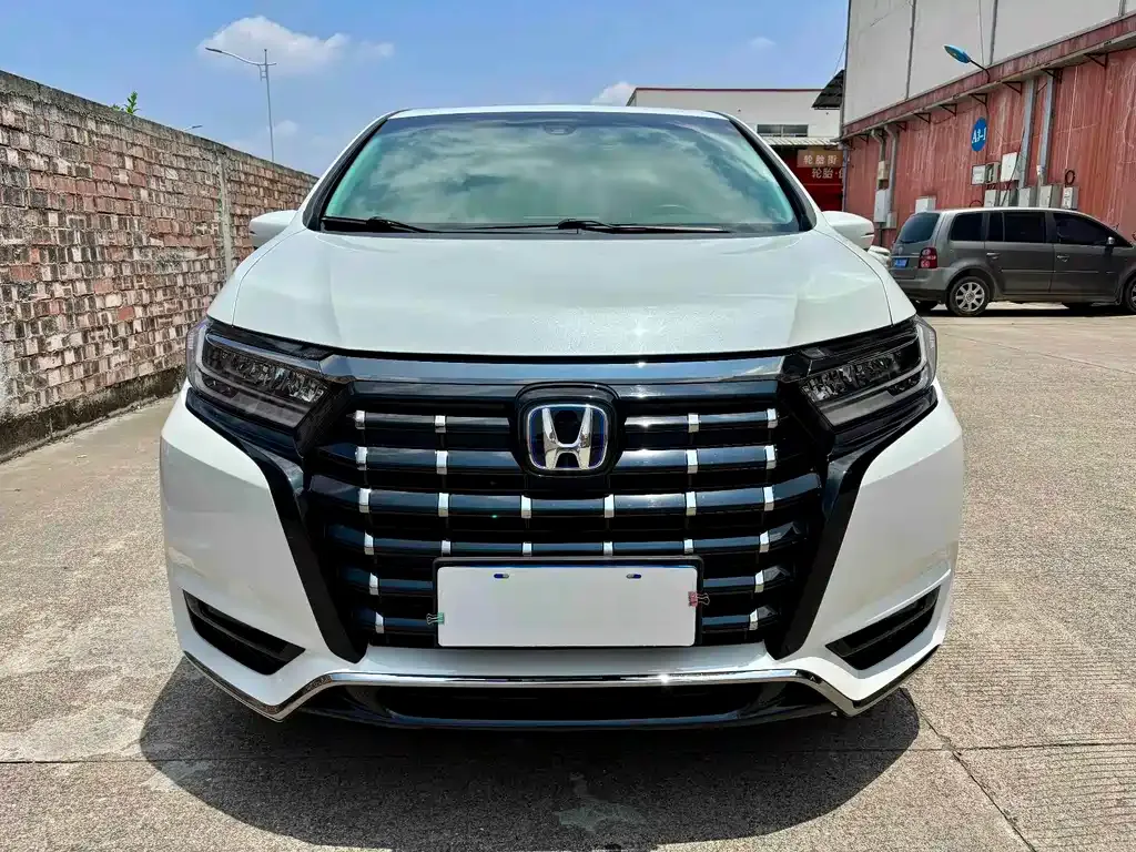 Honda Elysion — фото 3
