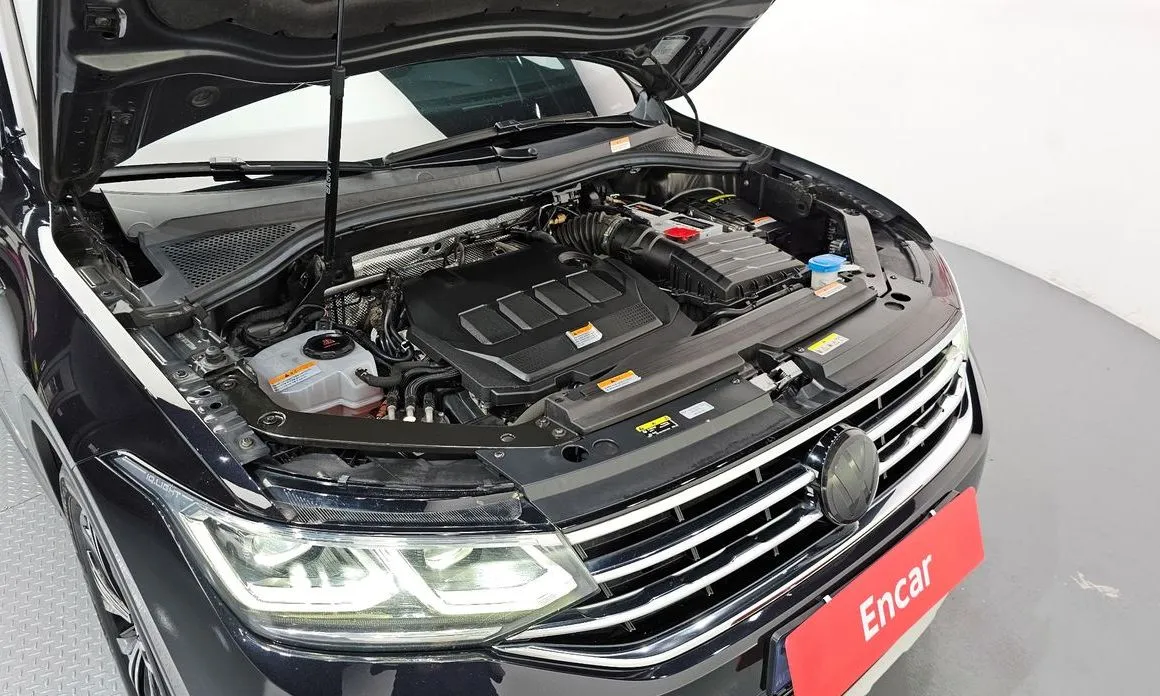 Volkswagen Tiguan — фото 10