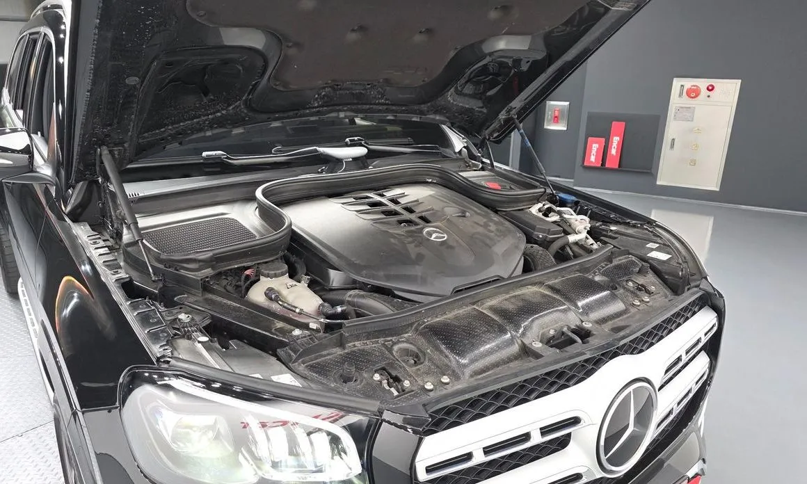Mercedes-Benz GLS-Class — фото 10