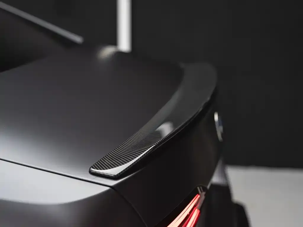 BMW M5 New Energy — фото 2